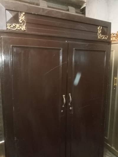 Wooden 2-Door Wardrobe / Almirah – Rs. 30,000