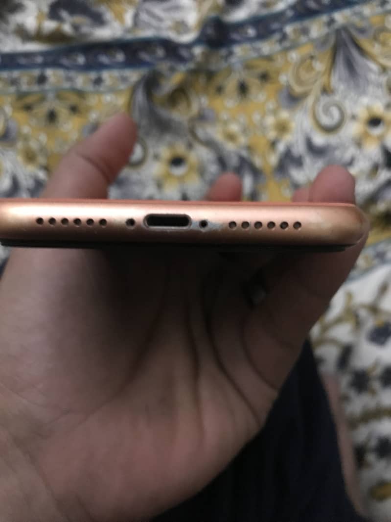 Apple iPhone XR 2