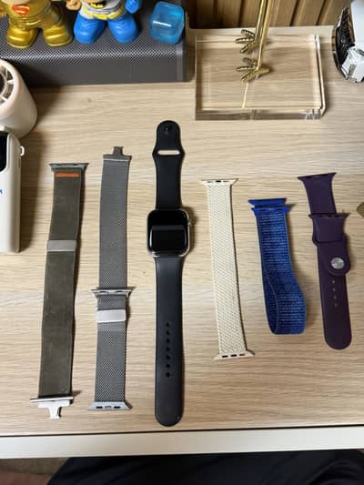 Apple Watch Series 7 GPS + Cellular