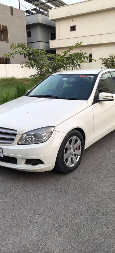Mercedes Benz C class 200 Prosmatec 2010 total genuine new car