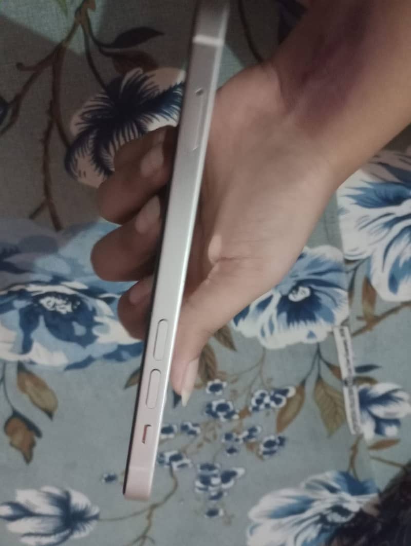 Apple iPhone 12 5