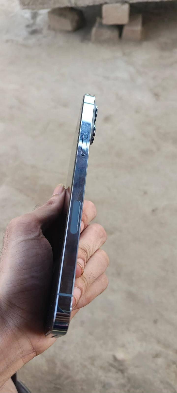 Apple iPhone 13 Pro Max 4