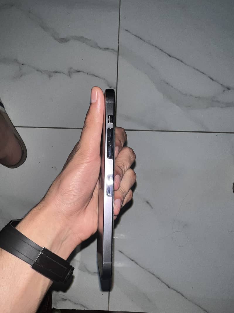 Apple iPhone 14 Pro Max pta 1