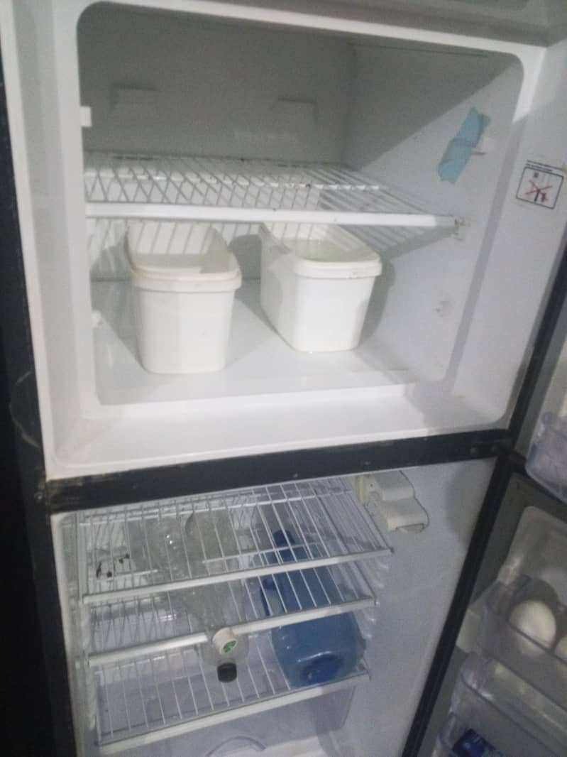 sell refrigerator 2