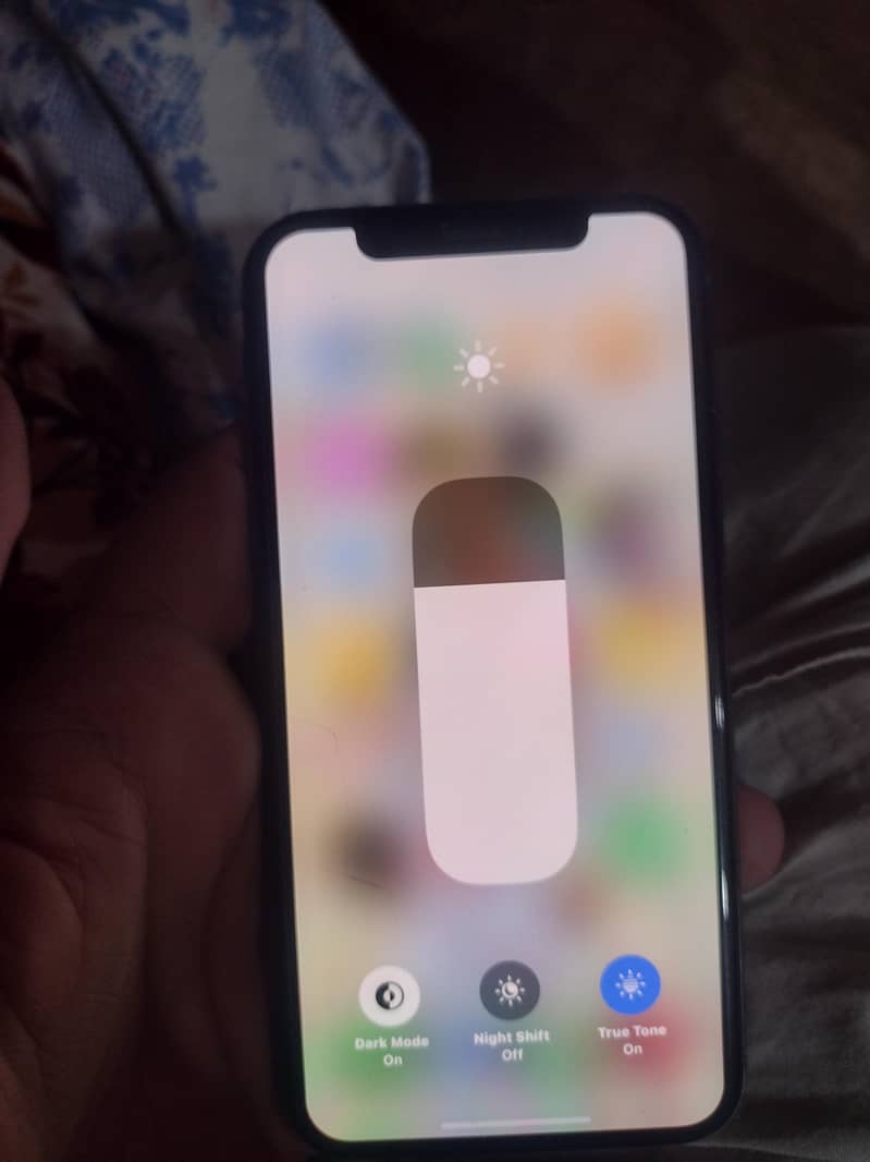 Apple iPhone XS 1