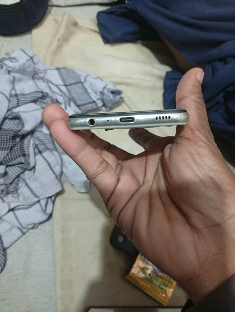 Samsung Mobile A32 3