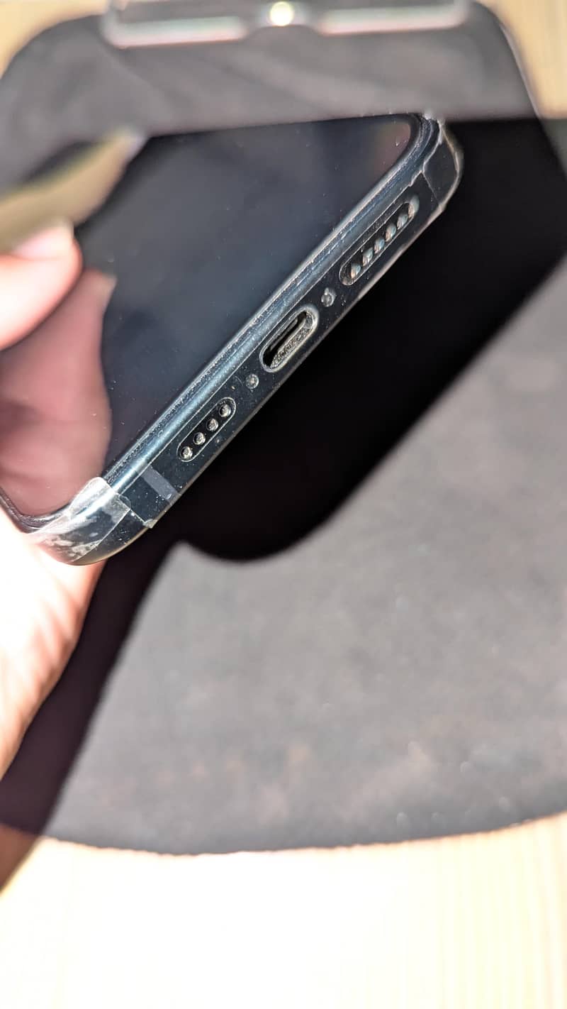 Apple iPhone 15 plus 3