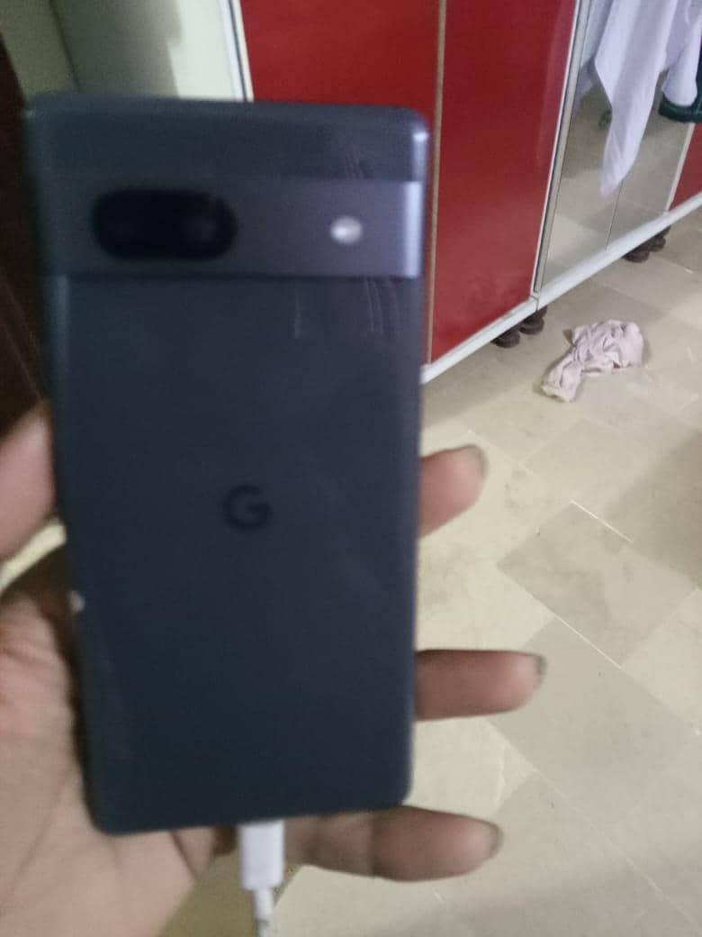Google Pixel 7a 4