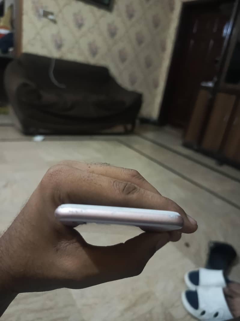 Apple iPhone 6S 0