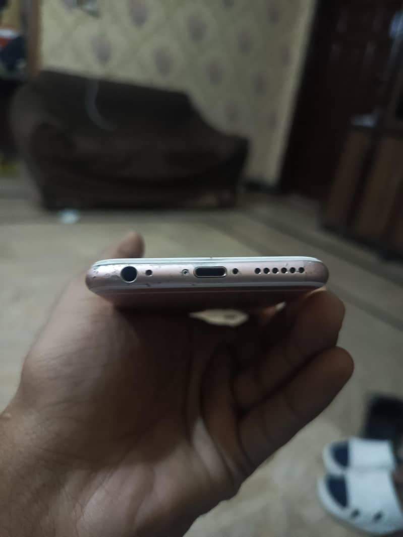 Apple iPhone 6S 3
