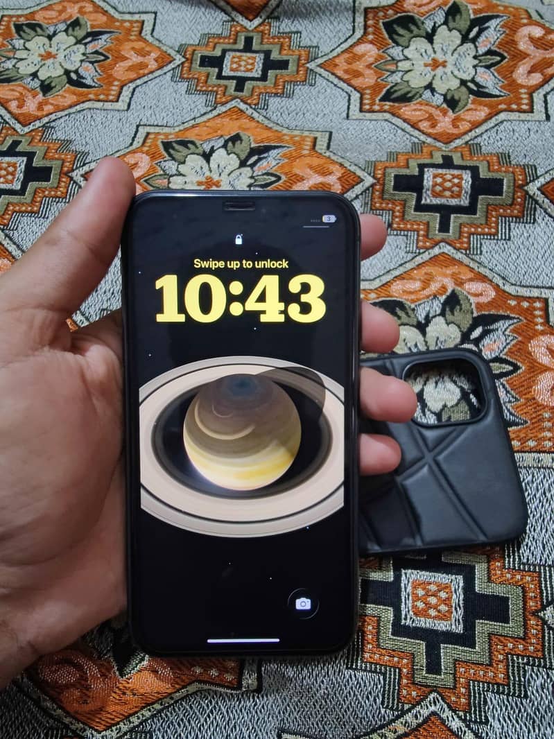 Apple iPhone 11 3