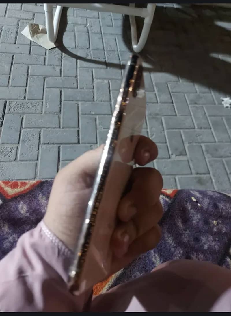 iPhone XS Max 3