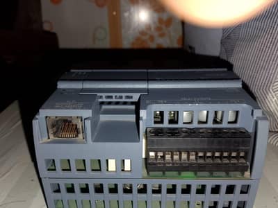 Siemens SIMATIC S7-1200 CPU 1214C DC/DC/RLY PLC