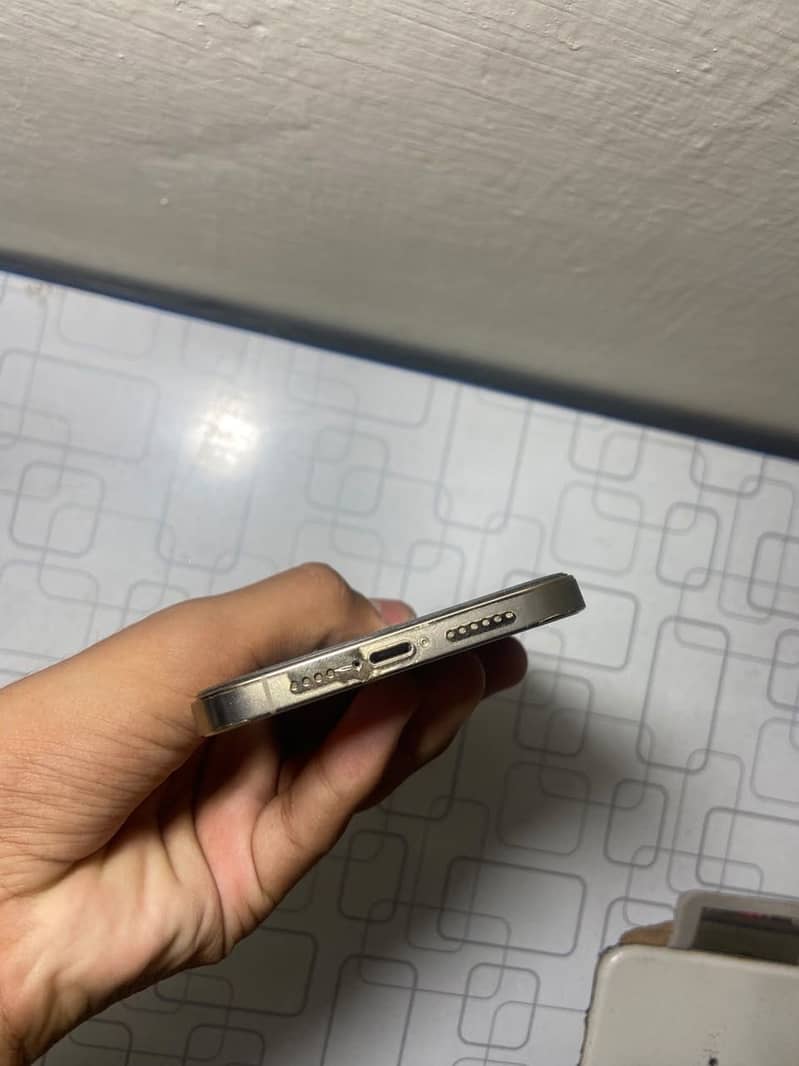 Apple iPhone 12 Pro Max 5
