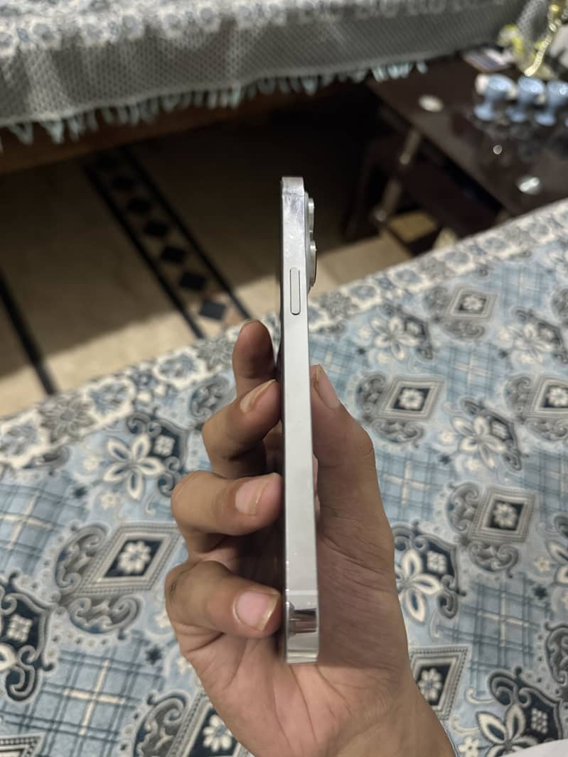 Apple iPhone 14 Pro Max 5