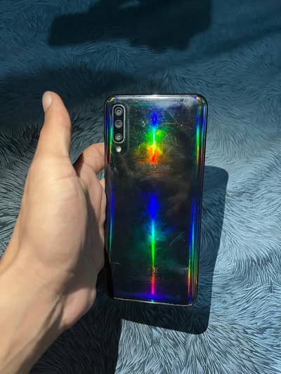 Samsung Mobile A70