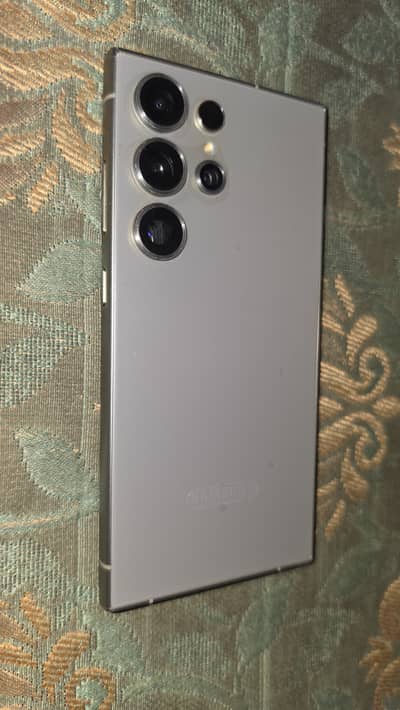Samsung Mobile S24 Ultra Like New