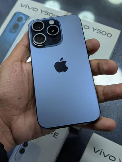 *Iphone 15 pro*   256gb   Factory Unlocked   DualEsim