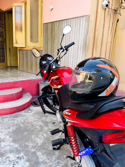 HONDA CB125F