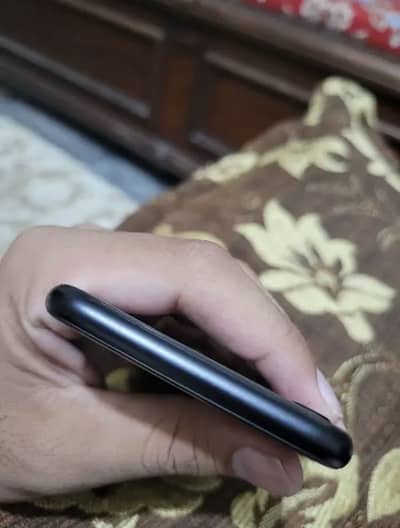 Apple iPhone SE
