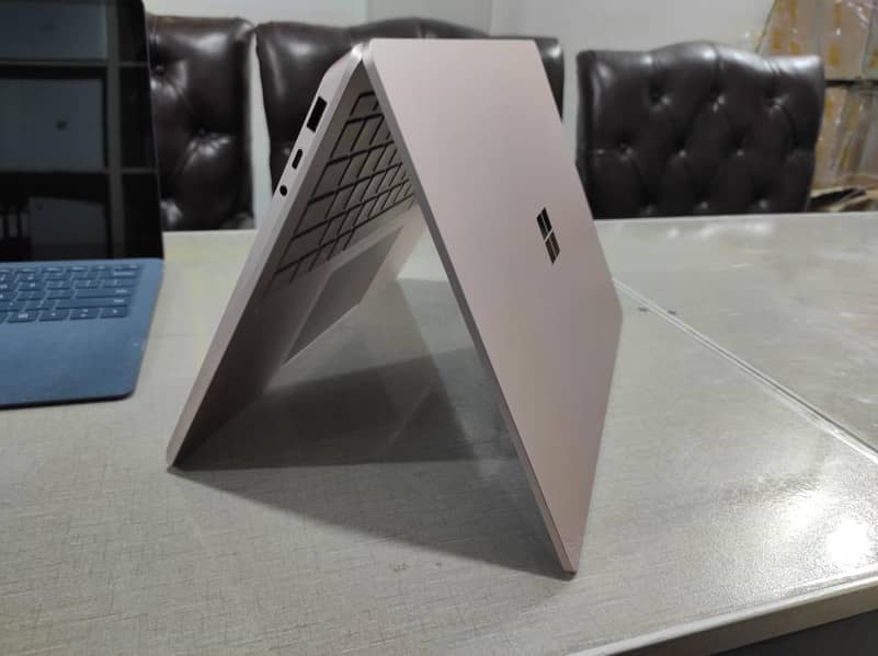 Microsoft Surface Laptop 4 Rose Gold Version 6