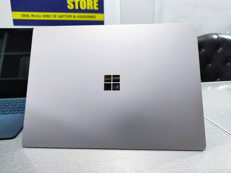 Microsoft Surface Laptop 4 Rose Gold Version 7