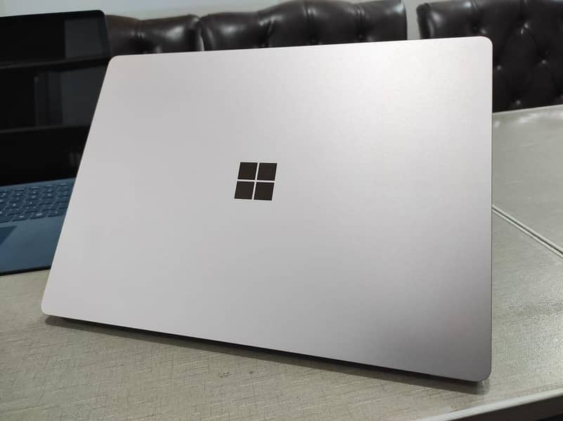 Microsoft Surface Laptop 4 Rose Gold Version 8