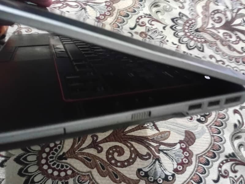 Dell laptop 3
