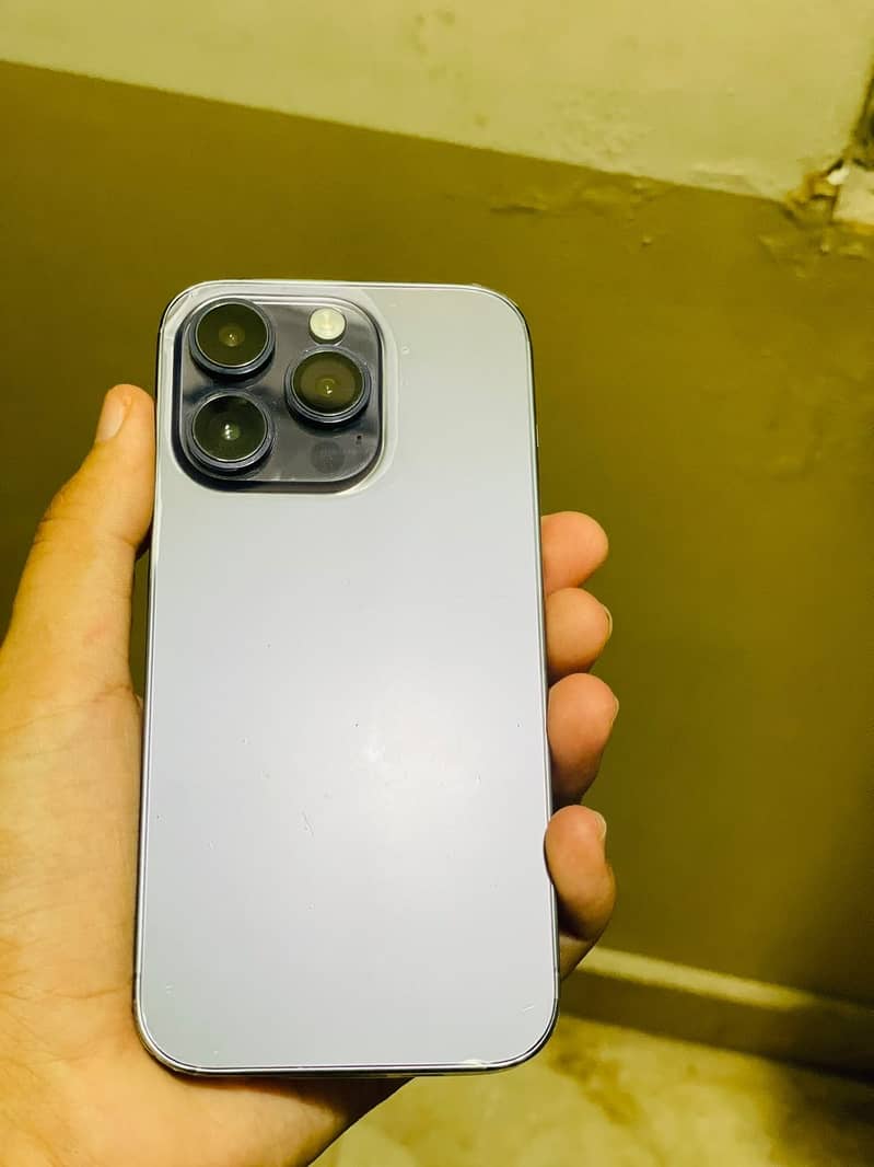 Apple iPhone 14 Pro 3
