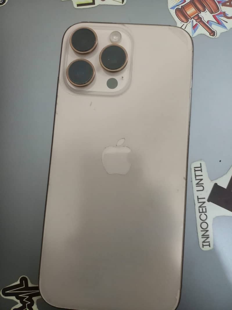 Apple iPhone 16 Pro Max 3