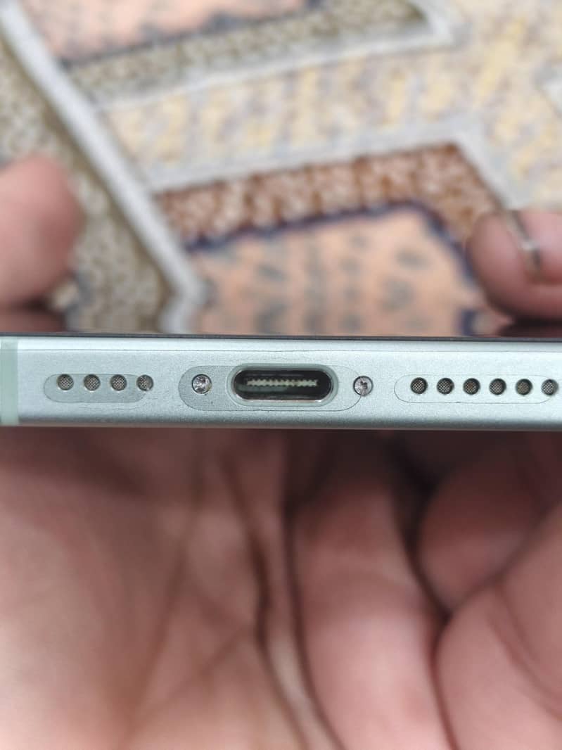 Apple iPhone 15 plus 2