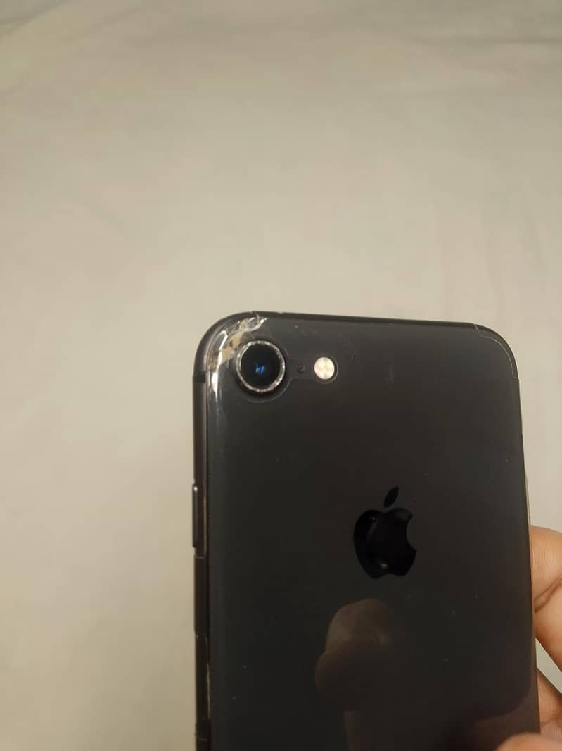 Apple iPhone 8 6