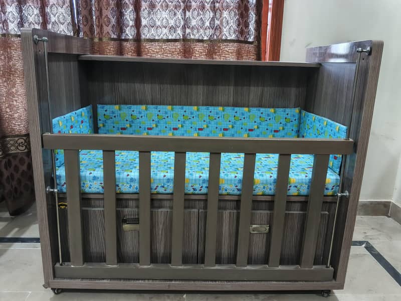 Baby cot 5