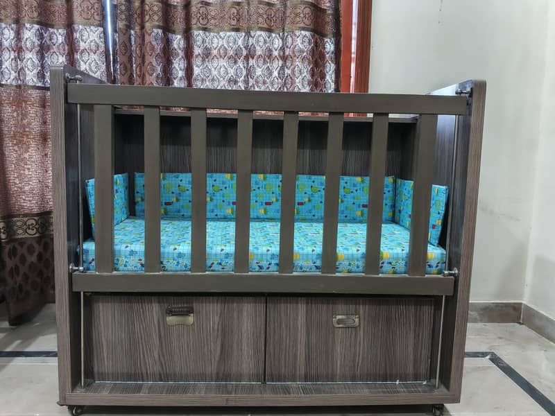 Baby cot 8