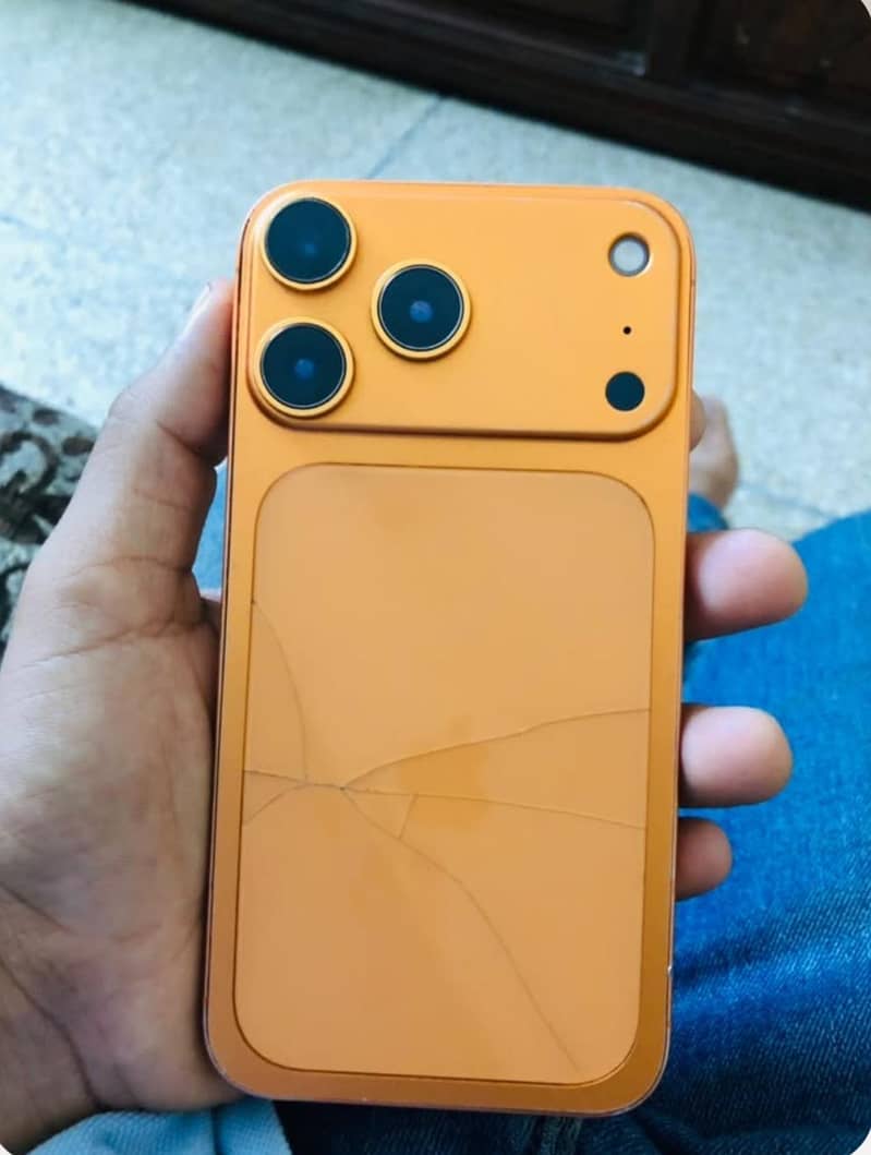 Apple iPhone XR 0