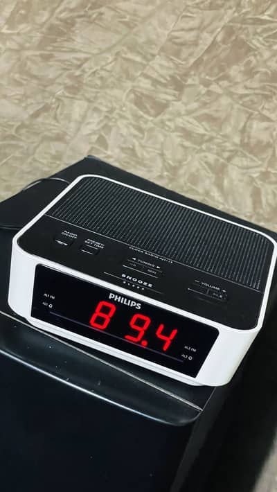 Philips Digital Clock Alarm Radio