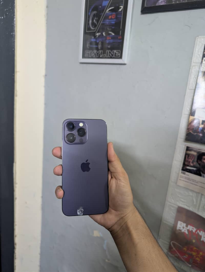 Apple iPhone 14 Pro Max / JV 1