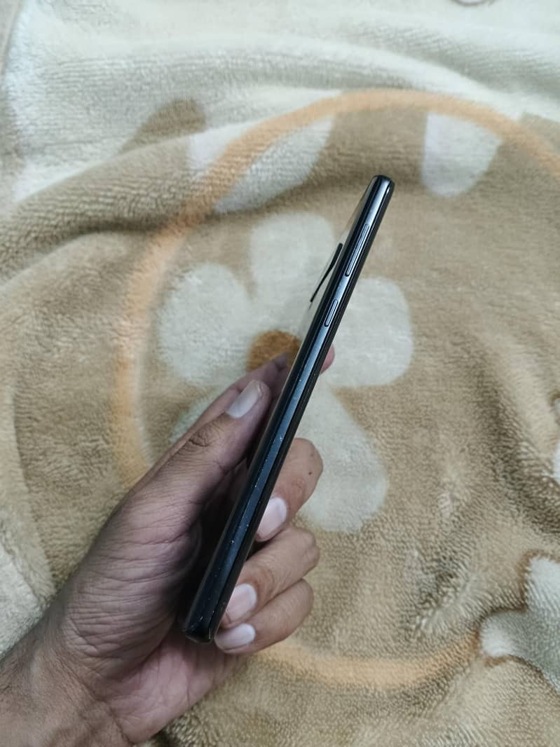 Samsung Mobile Note 9 7