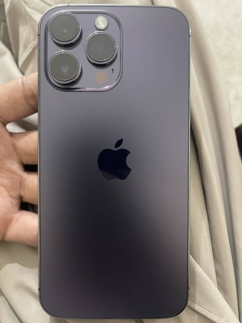 Apple iPhone 14 Pro Max 0