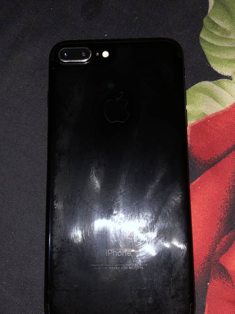 Apple iPhone 7 Plus 3