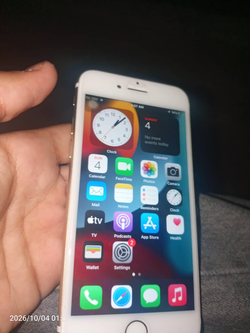 Apple iPhone 7 2