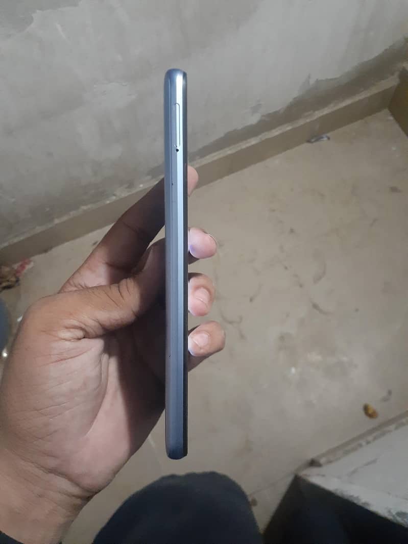 Realme C25s 4