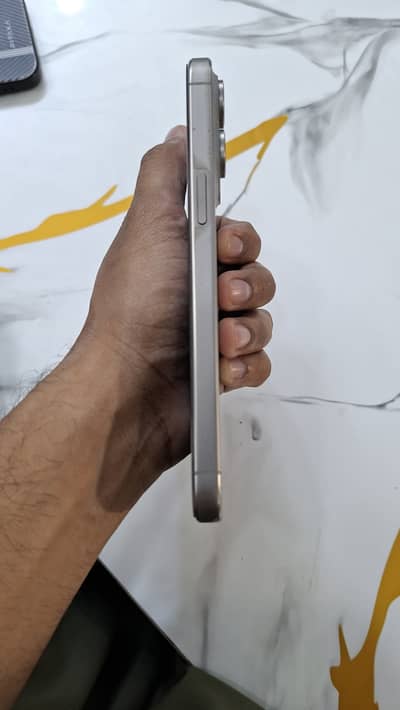 Apple iPhone 15 Pro Max whit box