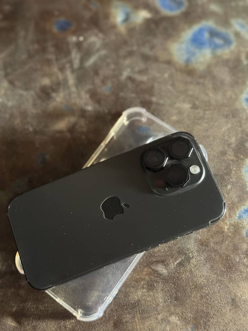 Apple iPhone 14 Pro 2