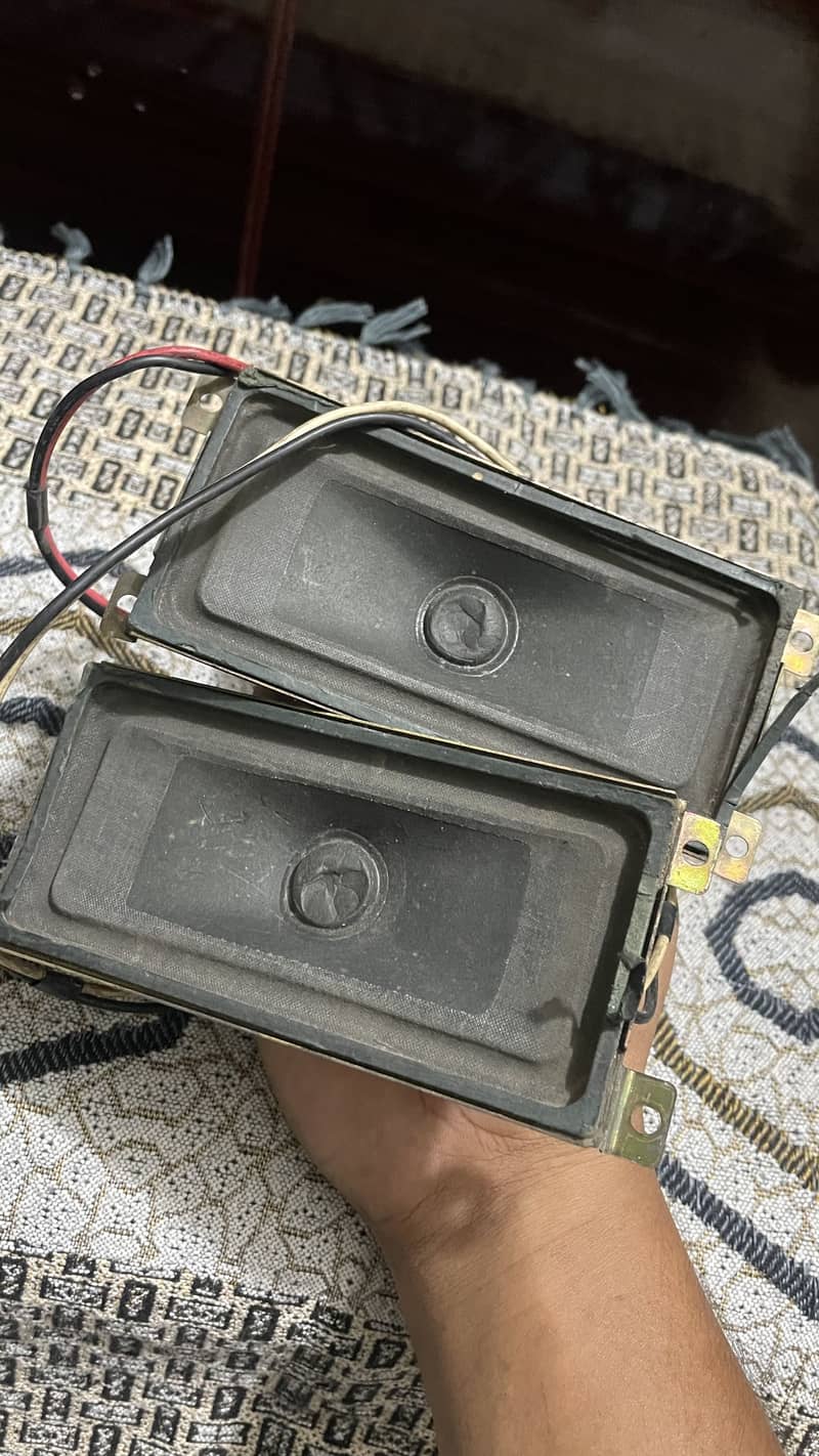 Speakers 2