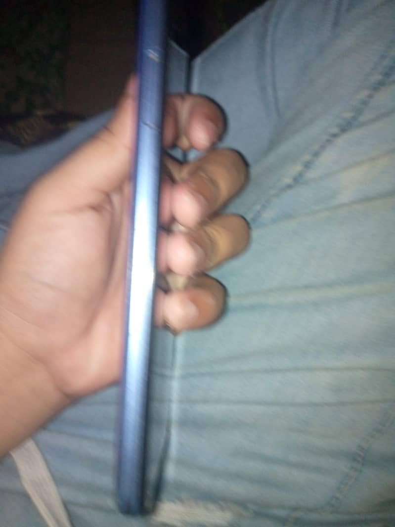 Aquos 05g basic 3