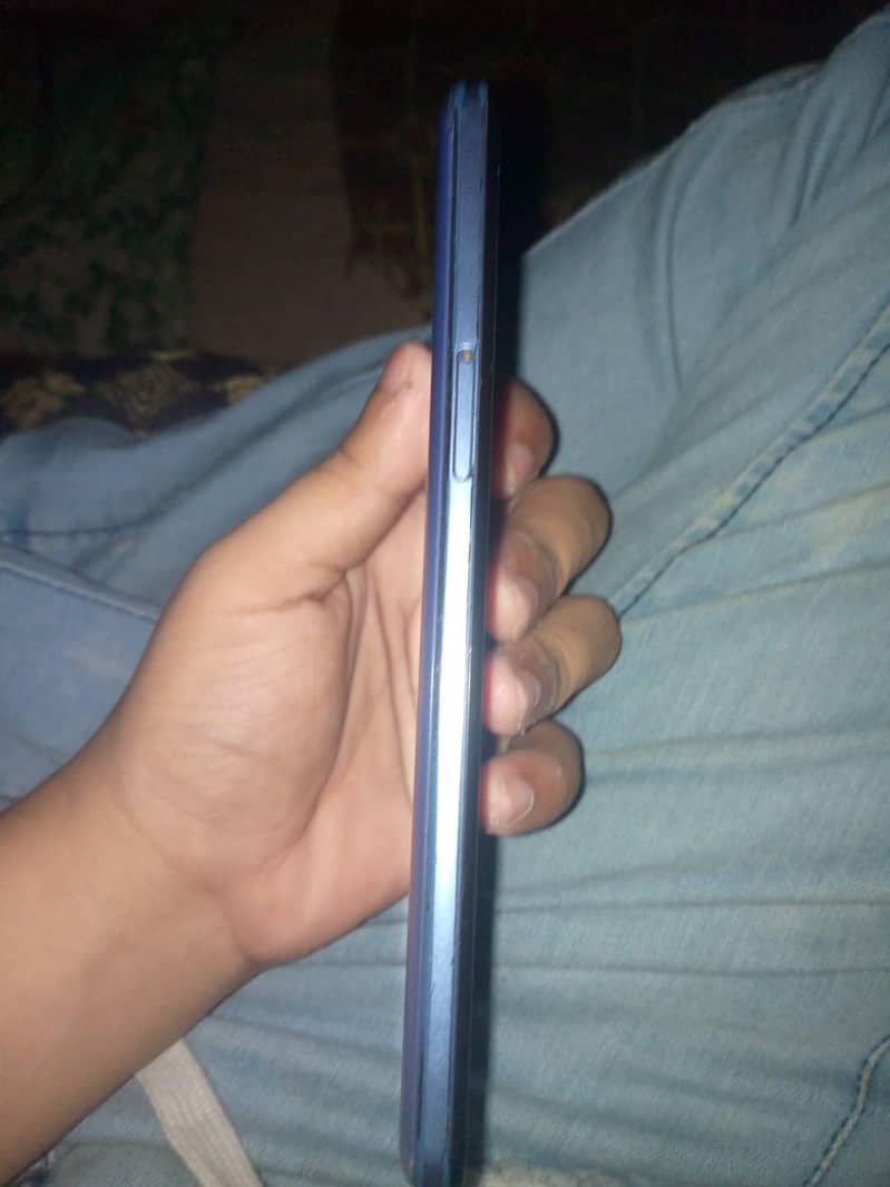 Aquos 05g basic 8