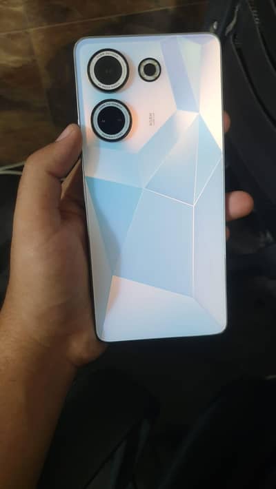 Tecno CAMON 20