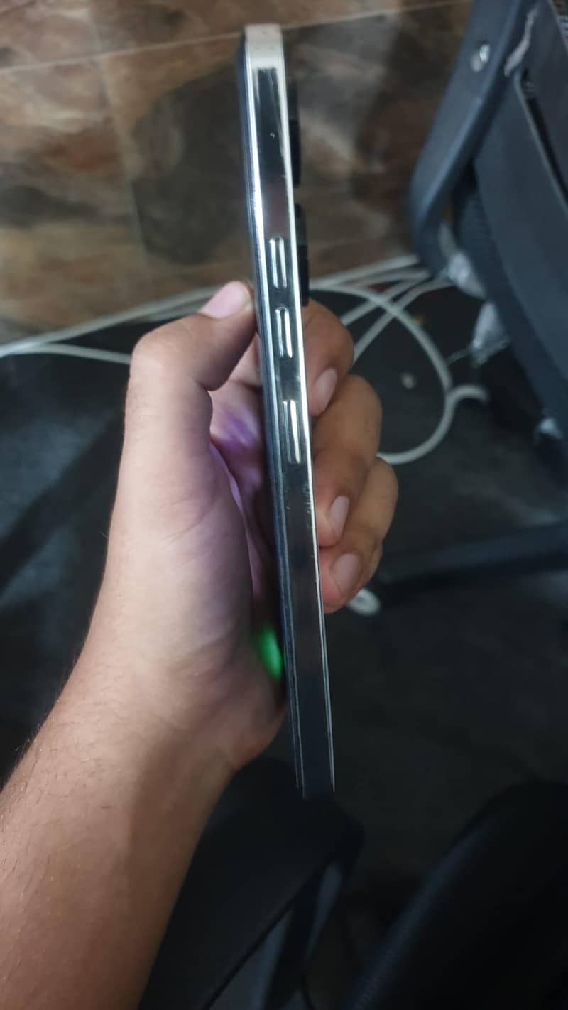 Tecno CAMON 20 2