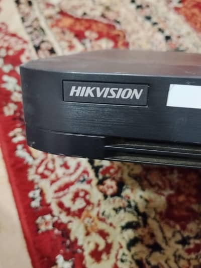 Dvr hikvision 16 Chanel
